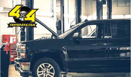 Center 4x4 занимается сервисным обслуживанием, продажей запчастей и аксессуаров для внедорожников и легковых автомобилей.